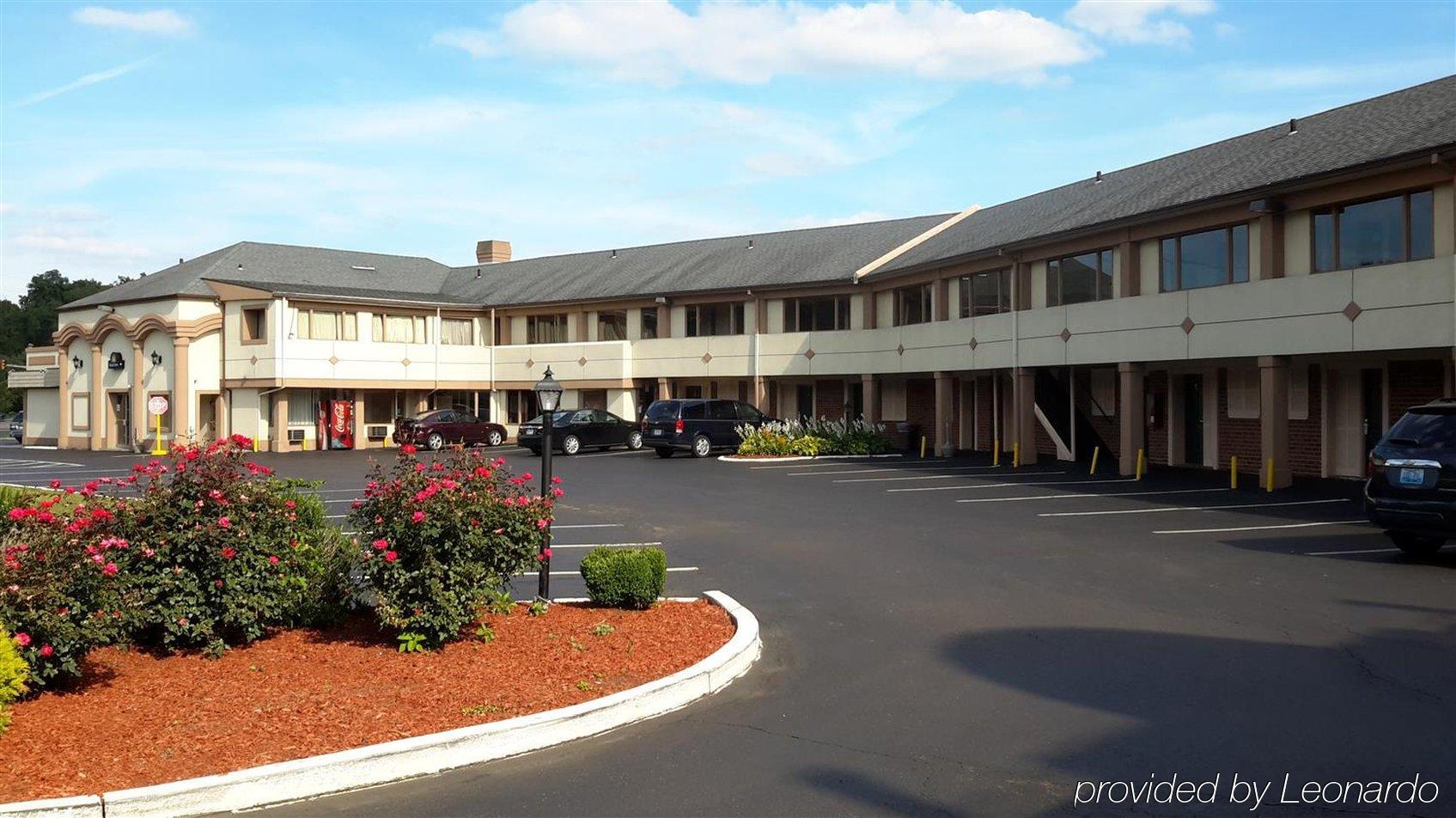 Knights Inn Bristol Levittown Exterior photo